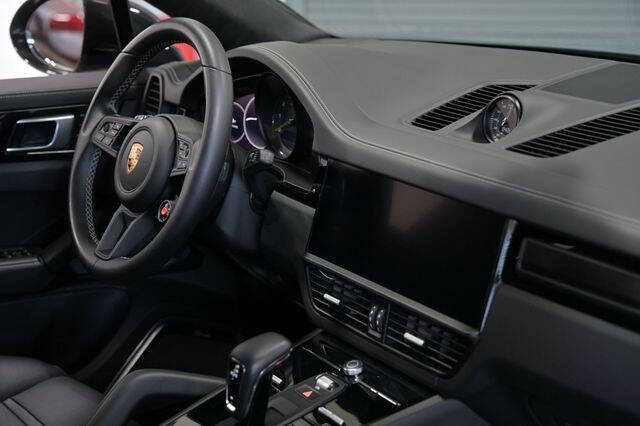 2022 Porsche Cayenne Turbo GT