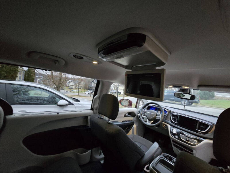 2019 Chrysler Pacifica Touring Plus