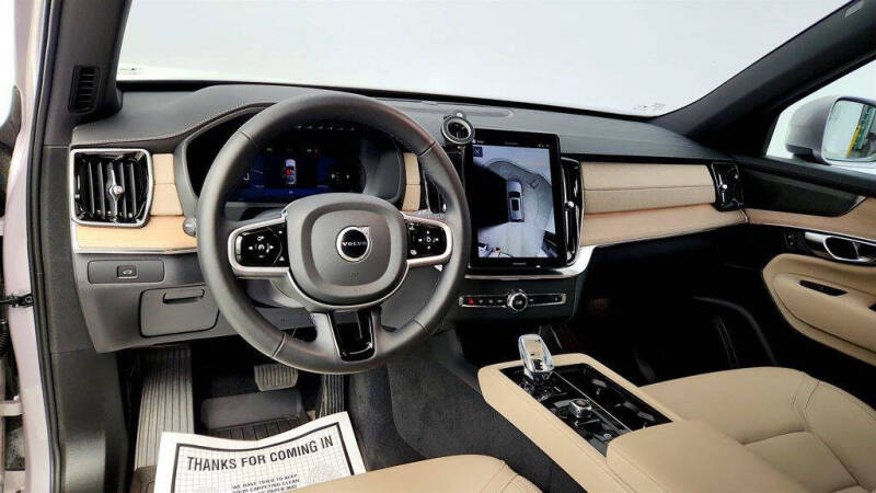 2026 Volvo XC90 B6 Plus 7P