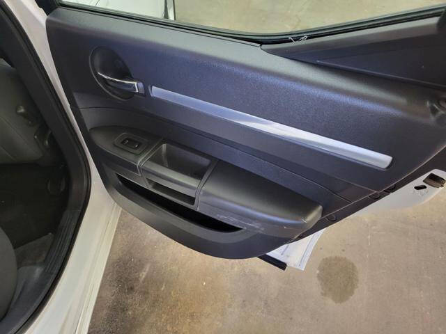 2010 Dodge Charger SE