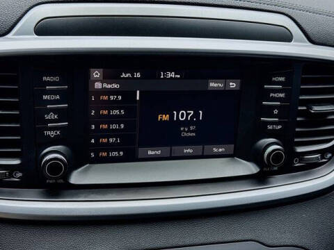 2020 Kia Sorento S V6