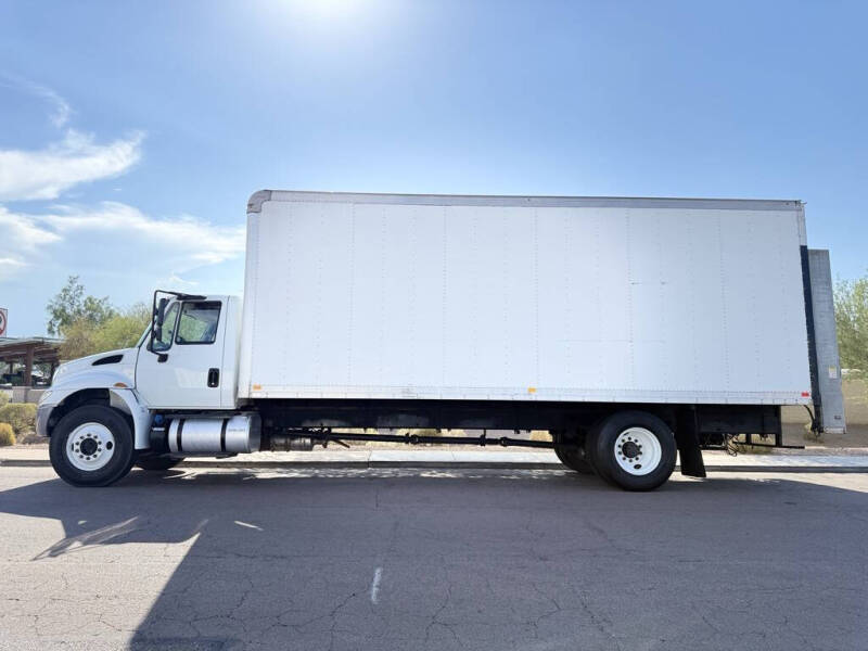 2019 International DuraStar 4300