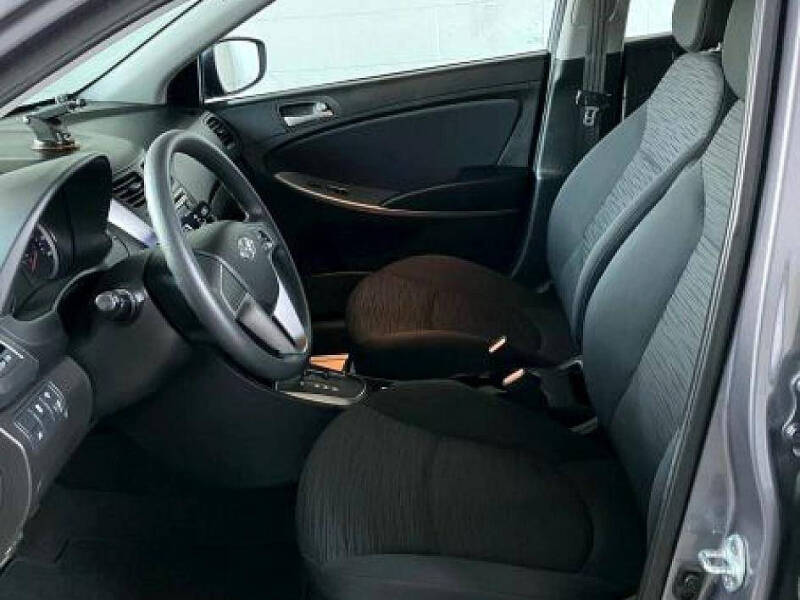 2016 Hyundai Accent SE