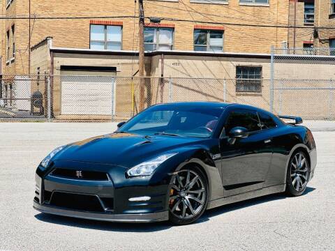 2014 Nissan GT-R for sale at ARCH AUTO SALES in Saint Louis MO