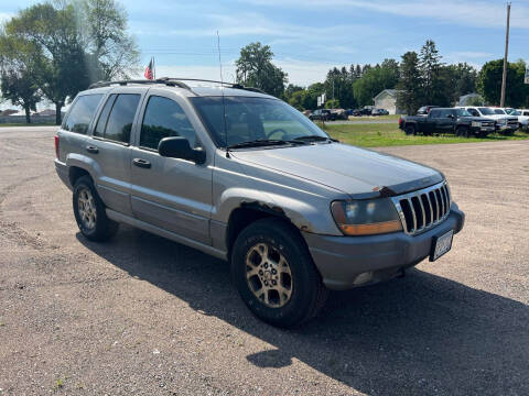 2000 Jeep Grand Cherokee for sale at D & T AUTO INC in Columbus MN