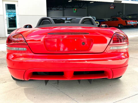 2004 Dodge Viper SRT-10