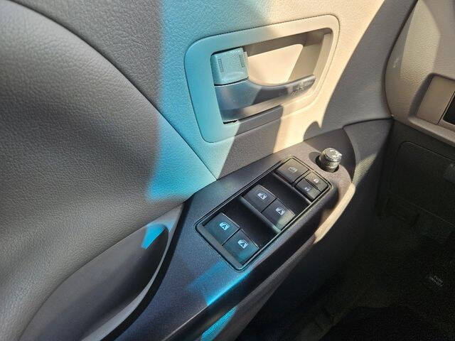 2016 Toyota Sienna