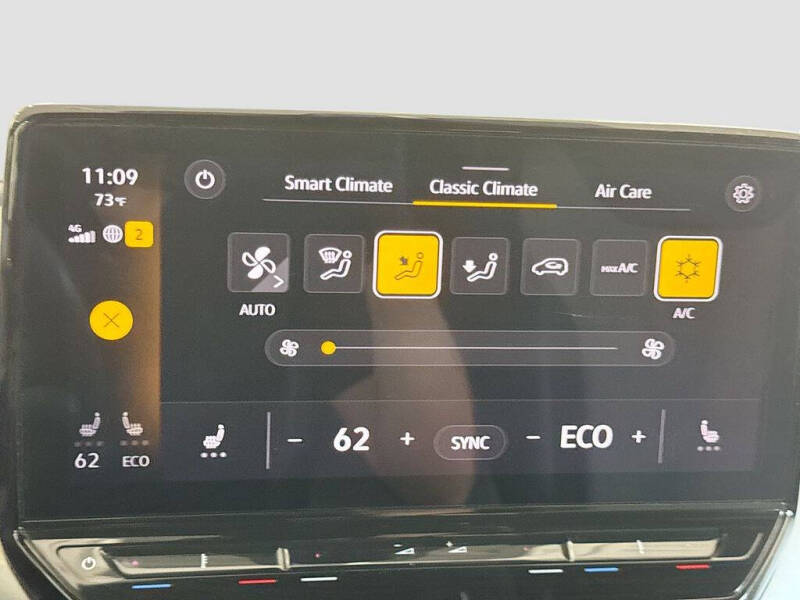 2023 Volkswagen ID.4 Pro