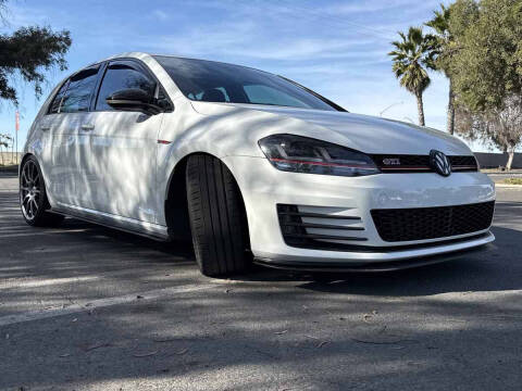 2017 Volkswagen Golf GTI S