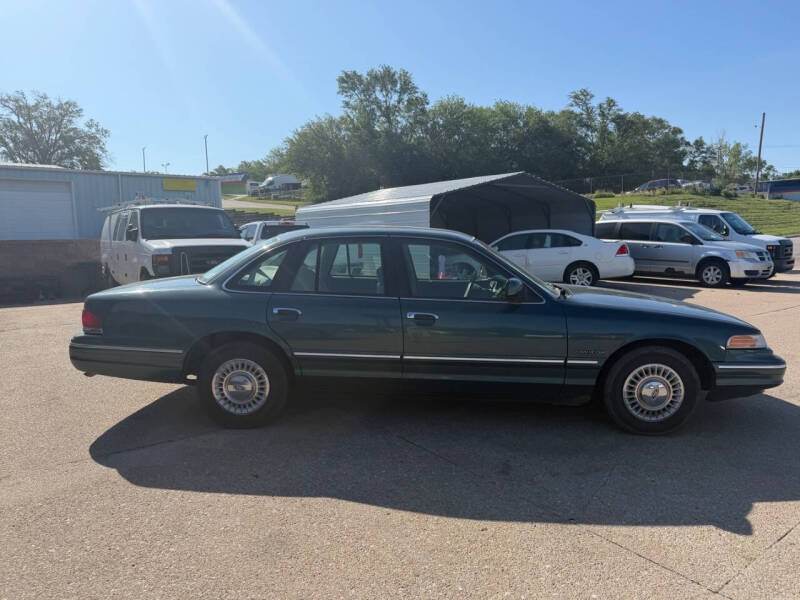 1995 Ford Crown Victoria