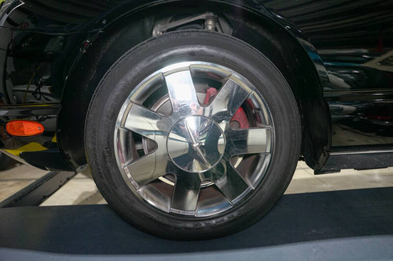 2002 Ford Thunderbird Deluxe