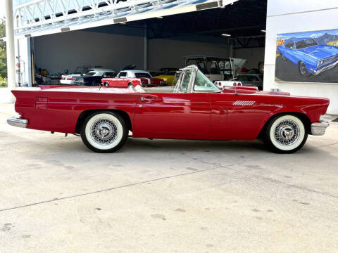 1957 Ford Thunderbird