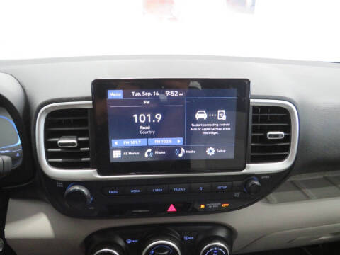 2023 Hyundai Venue SEL