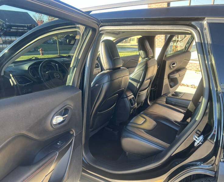 2019 Jeep Cherokee Trailhawk