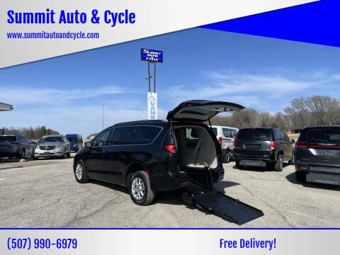 2022 Chrysler Pacifica for sale at Summit Auto & Cycle in Zumbrota MN
