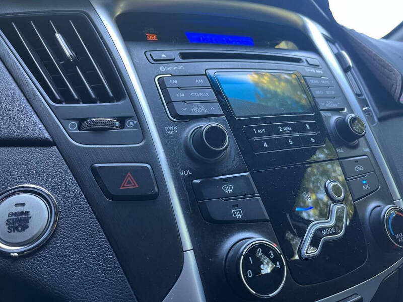 2011 Hyundai Sonata SE