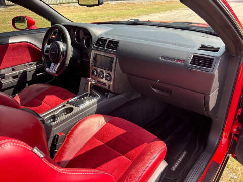 2014 Dodge Challenger SRT8