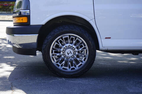 2021 Chevrolet Express 2500