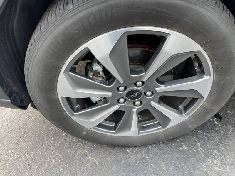 2024 Ford Escape Platinum