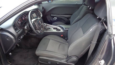 2015 Dodge Challenger SXT