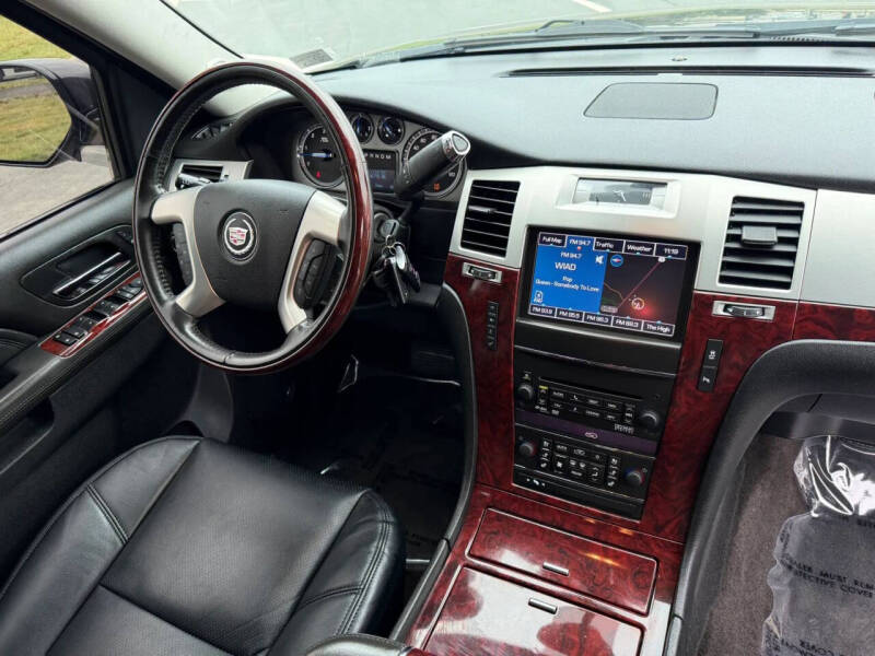 2014 Cadillac Escalade Luxury