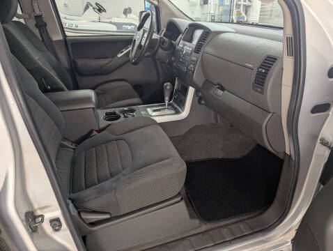 2011 Nissan Pathfinder S