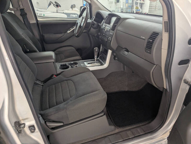 2011 Nissan Pathfinder S