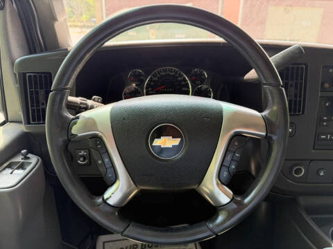 2016 Chevrolet Express 2500