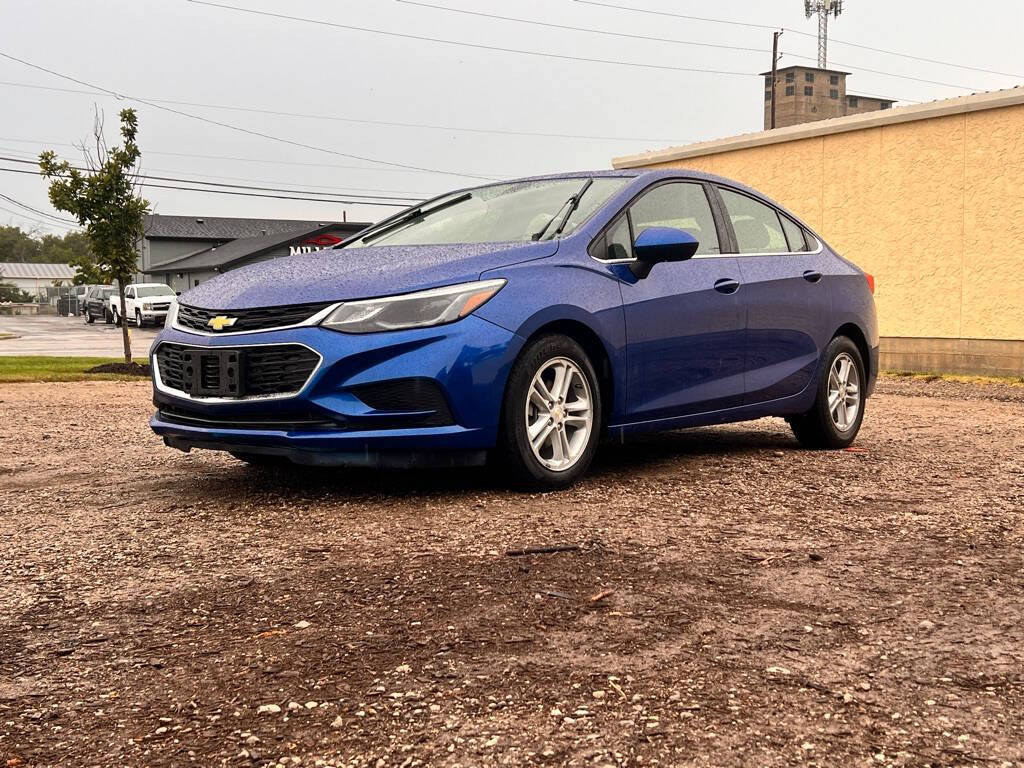 2018 Chevrolet Cruze for sale at Autolink in Kansas City, KS