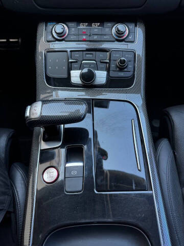 2014 Audi S8 4.0T quattro