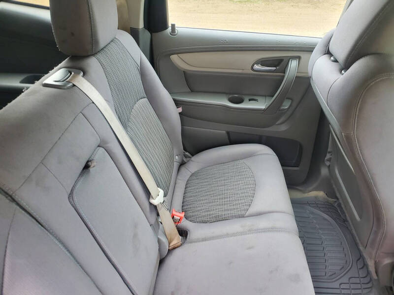 2016 Chevrolet Traverse LS