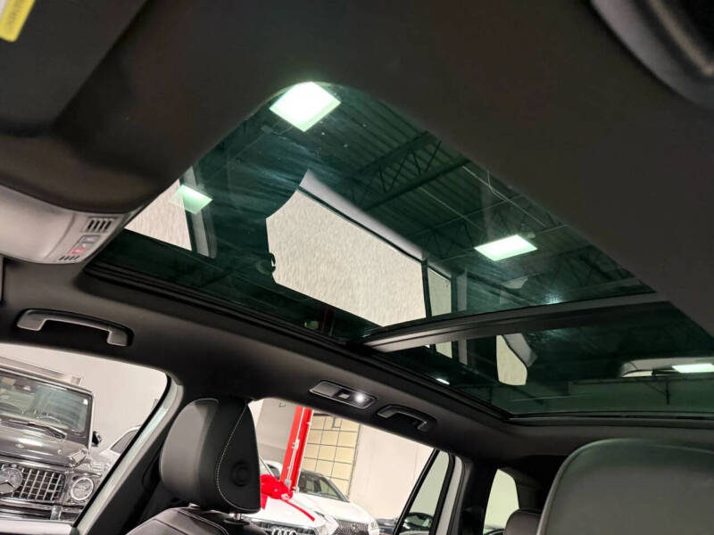 2024 Volkswagen Tiguan SEL R-Line 4Motion