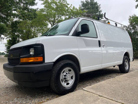 2017 Chevrolet Express 2500