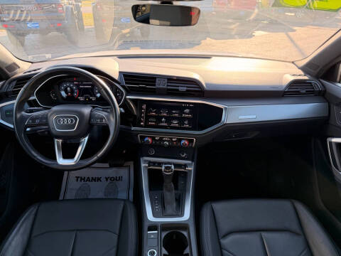 2023 Audi Q3 quattro S line Premium 45 TFSI