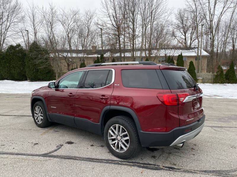 2017 GMC Acadia SLE-2