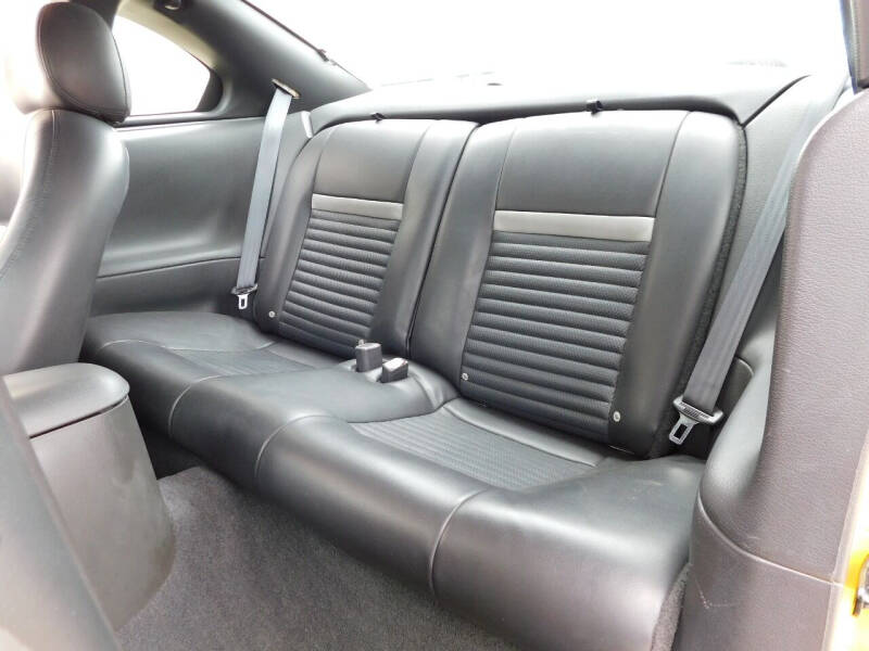 2004 Ford Mustang Mach 1 Premium