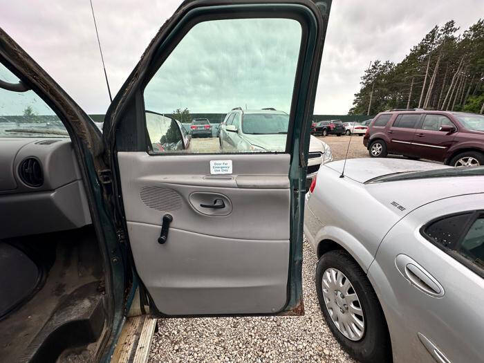 2001 Ford E-Series