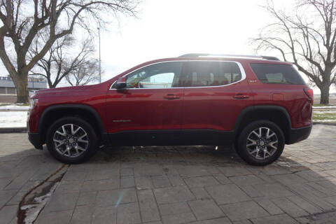 2023 GMC Acadia SLT