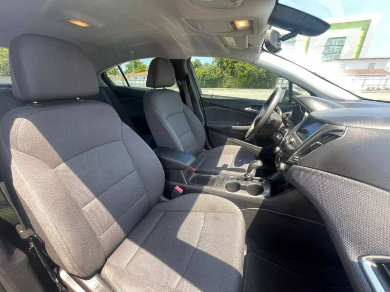 2019 Chevrolet Cruze LT