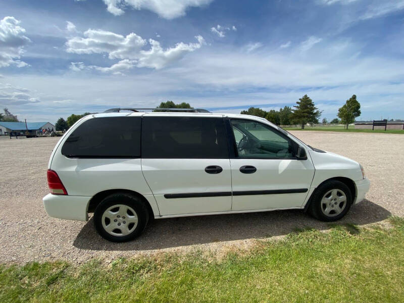 2006 Ford Freestar SE photo 4