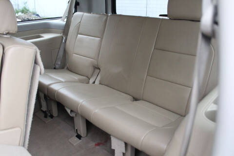 2012 Nissan Armada SV