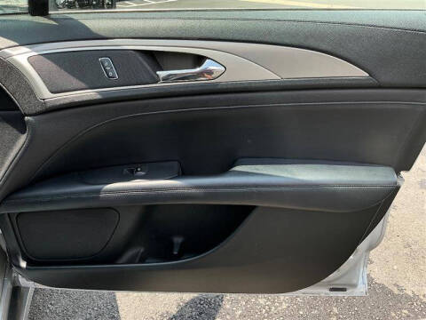 2017 Lincoln MKZ Premiere