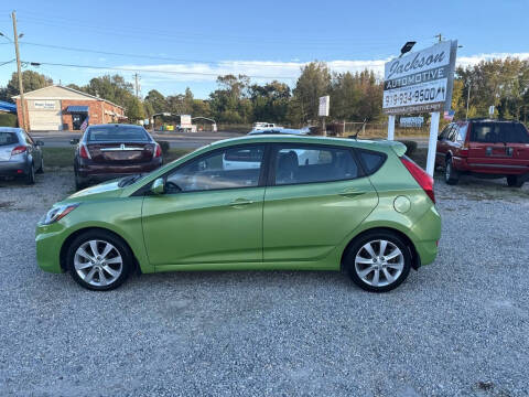 2012 Hyundai Accent SE