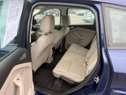2017 Ford C-MAX Hybrid SE