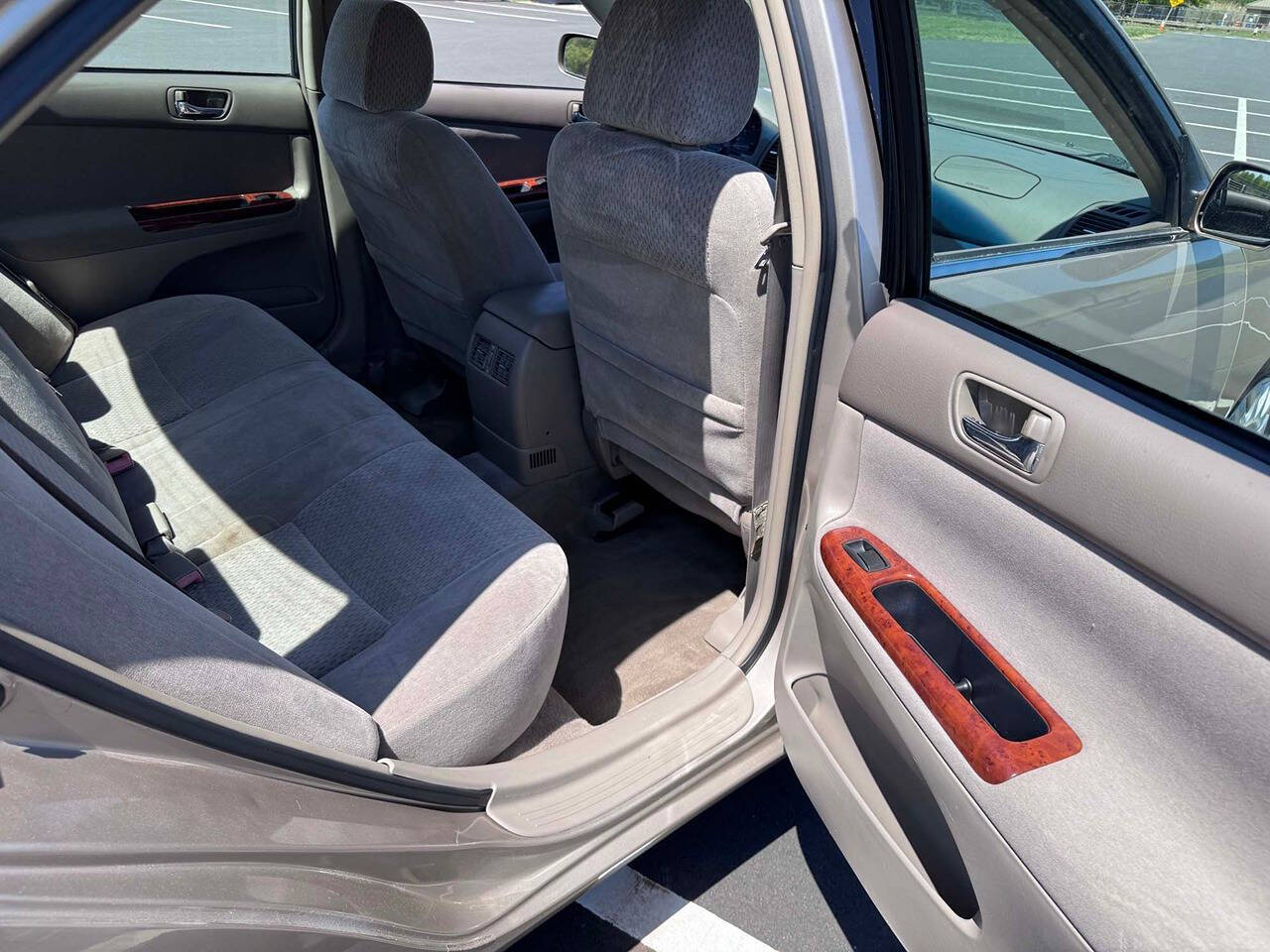 2002 Toyota Camry 19