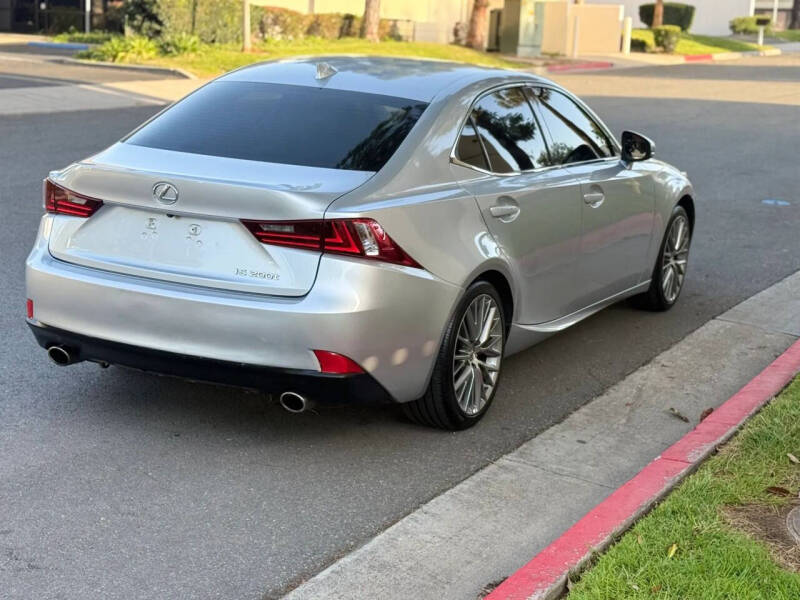 2016 Lexus IS 200t