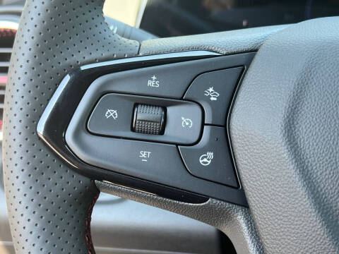 2025 Chevrolet Trax RS