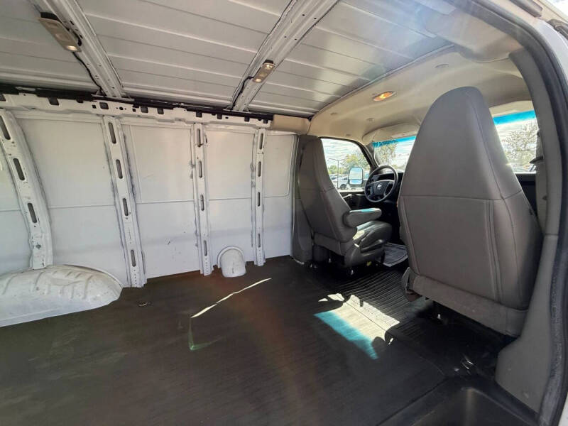 2019 Chevrolet Express 2500