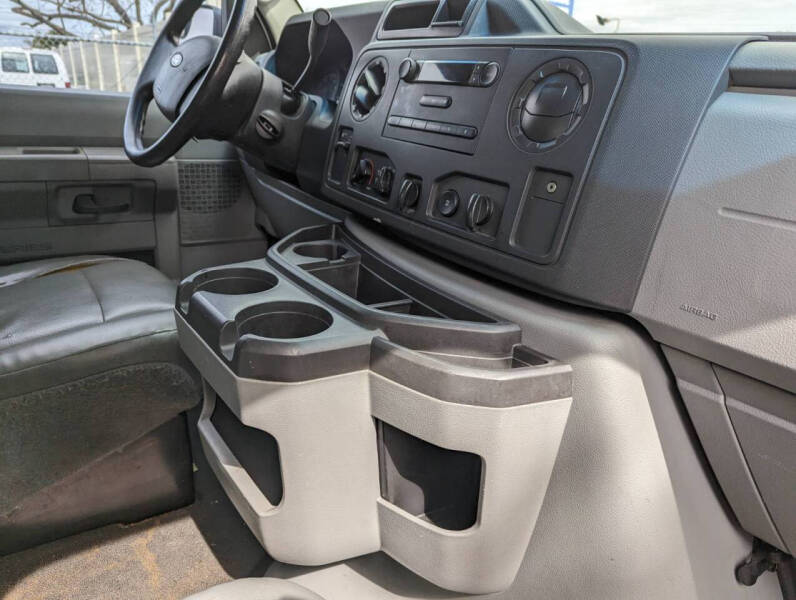 2014 Ford E-Series E-150