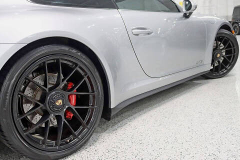 2018 Porsche 911 Carrera GTS